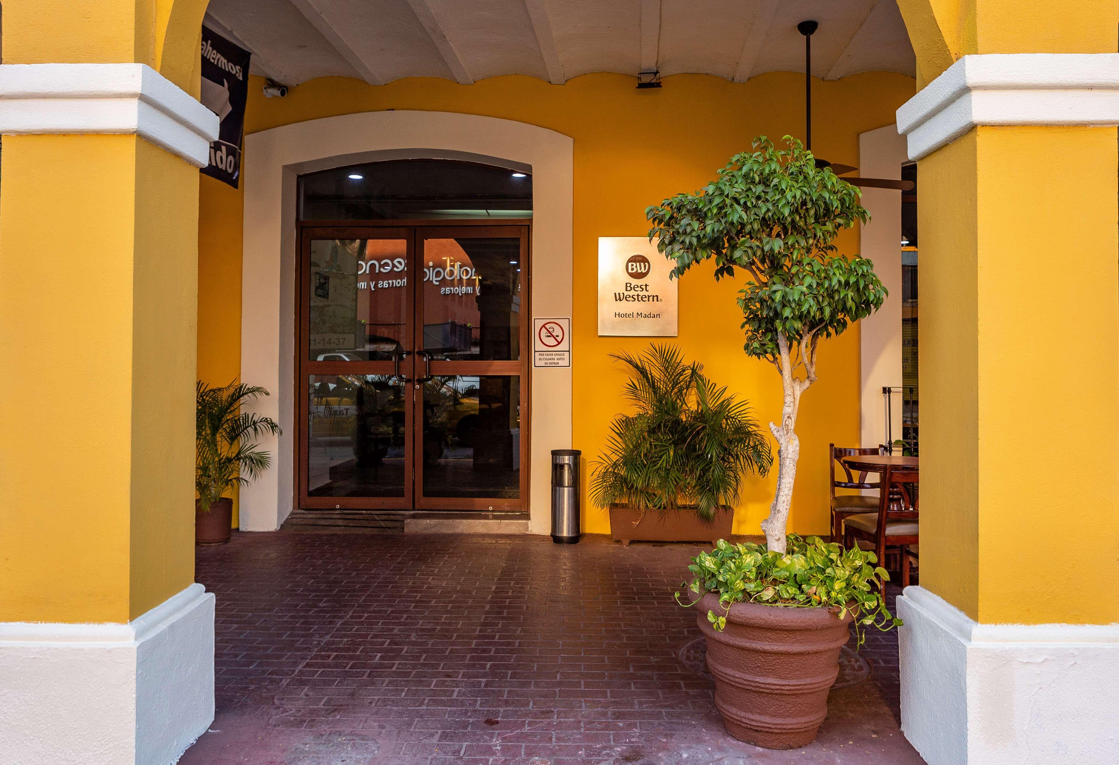 Best Western Hotel Madan Villahermosa Exterior foto